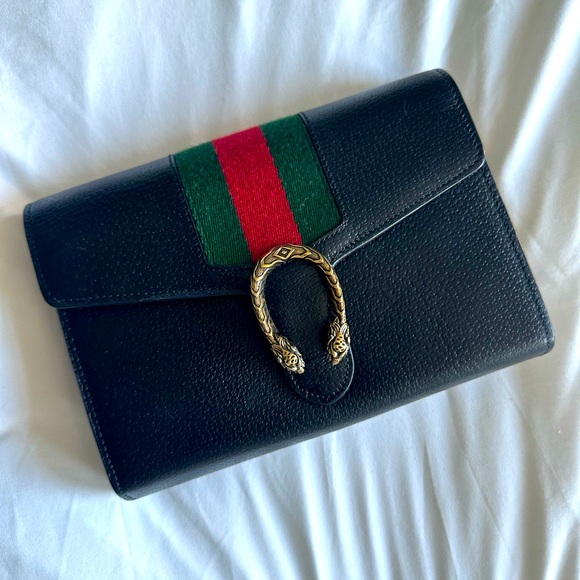 Gucci Handbags - Gucci Dionysus wallet on chain